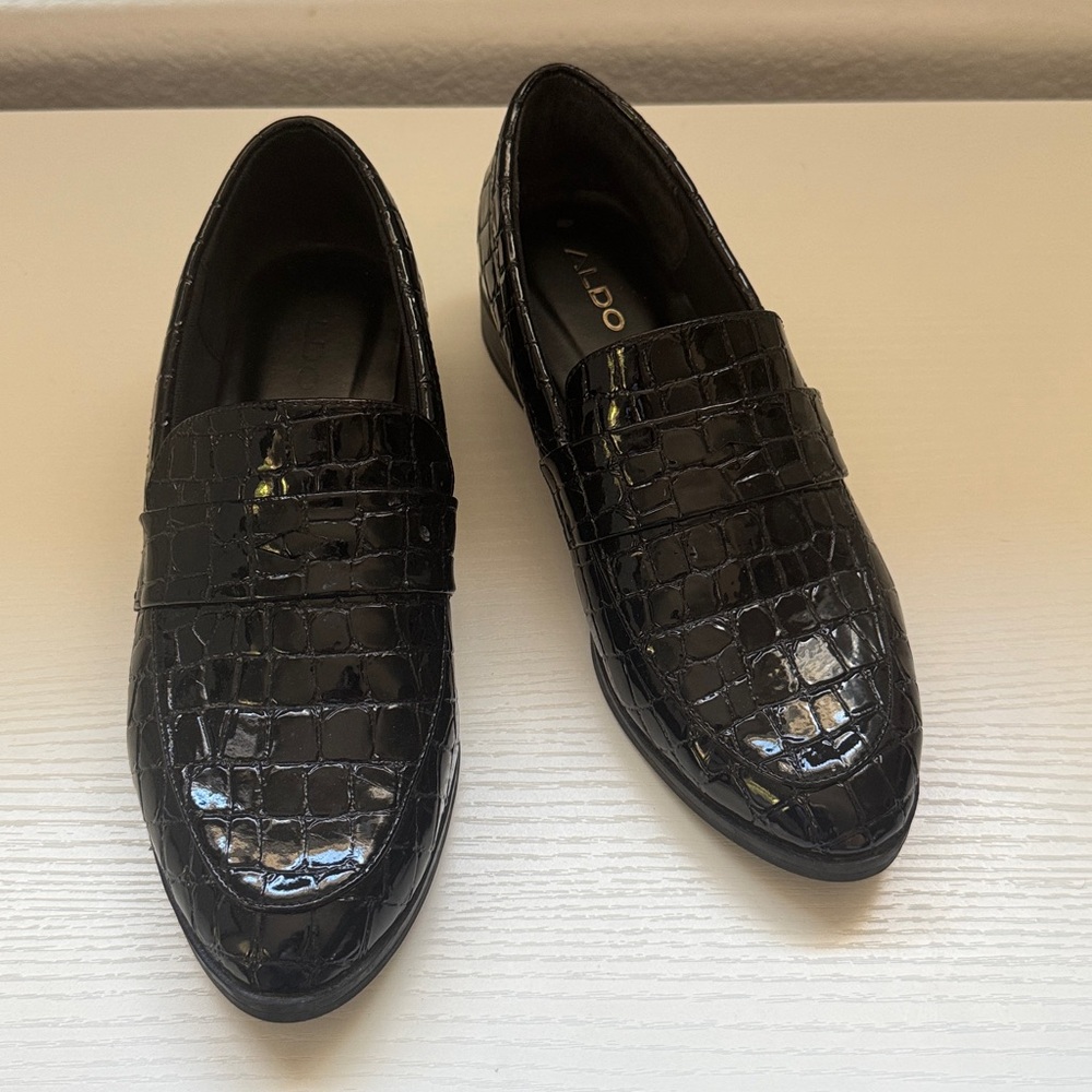 Aldo Glossy Black Croc-Patterned Loafers